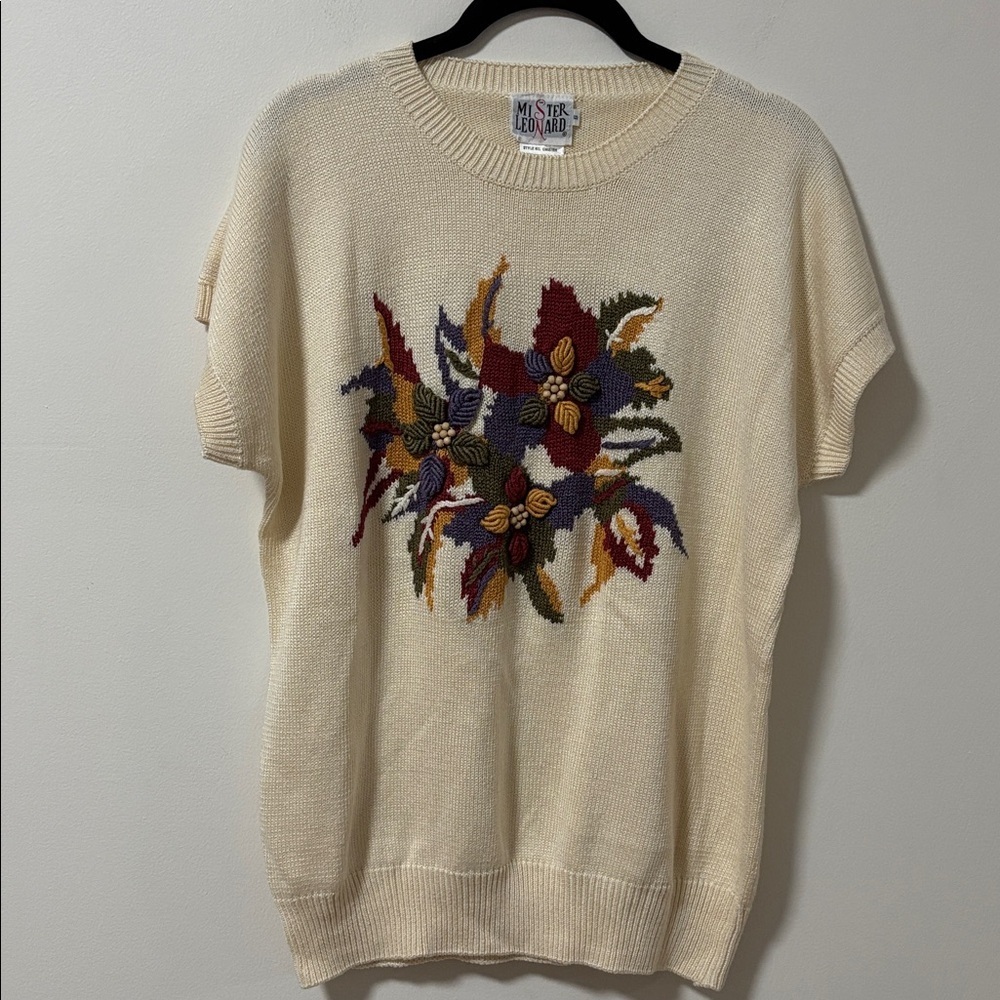 Vintage (S) MISTER LEONARD Floral Embroidered Cream Knit Sweater Top Wood Beads - Picture 2 of 13